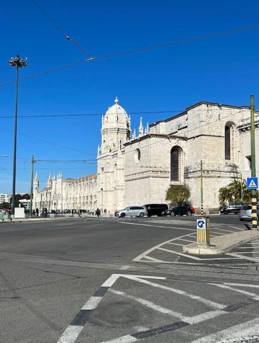 Luxury Artistic Digital Nomad Getaway W/ Terrace Διαμέρισμα Lisboa Εξωτερικό φωτογραφία