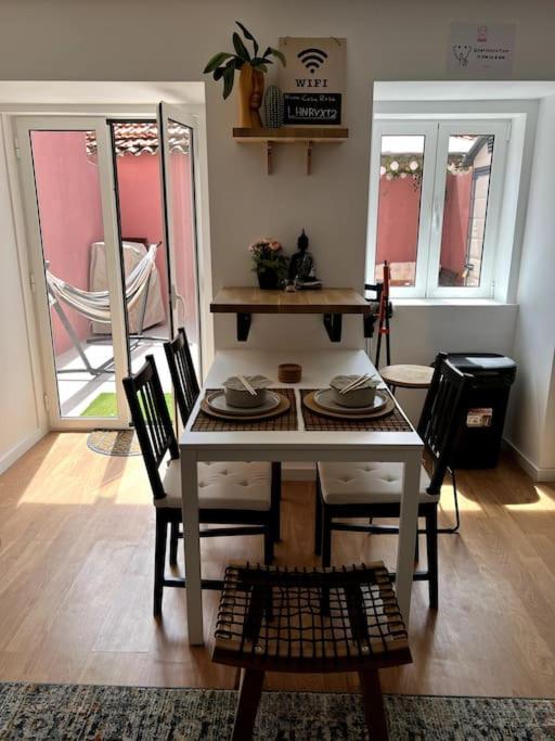 Luxury Artistic Digital Nomad Getaway W/ Terrace Διαμέρισμα Lisboa Εξωτερικό φωτογραφία