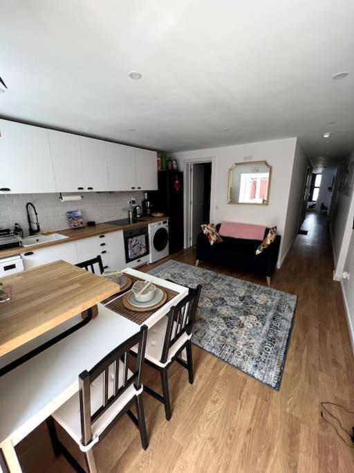 Luxury Artistic Digital Nomad Getaway W/ Terrace Διαμέρισμα Lisboa Εξωτερικό φωτογραφία