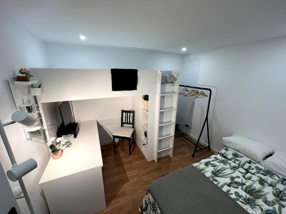 Luxury Artistic Digital Nomad Getaway W/ Terrace Διαμέρισμα Lisboa Εξωτερικό φωτογραφία