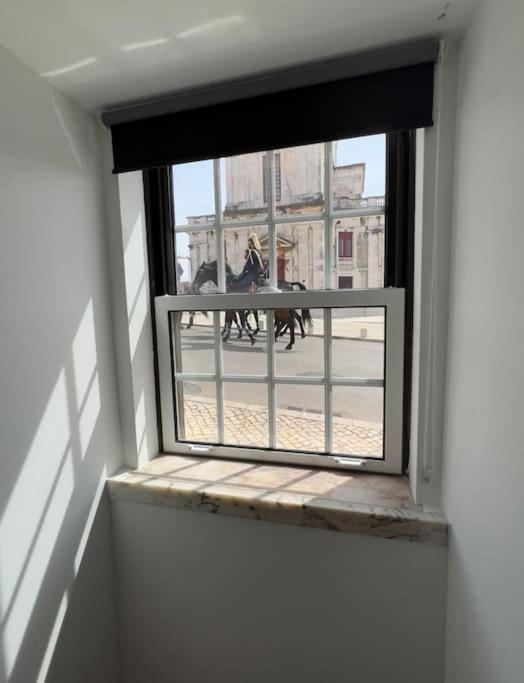 Luxury Artistic Digital Nomad Getaway W/ Terrace Διαμέρισμα Lisboa Εξωτερικό φωτογραφία