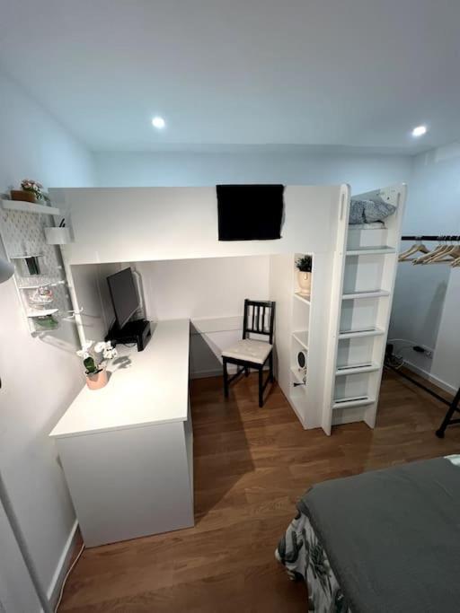 Luxury Artistic Digital Nomad Getaway W/ Terrace Διαμέρισμα Lisboa Εξωτερικό φωτογραφία