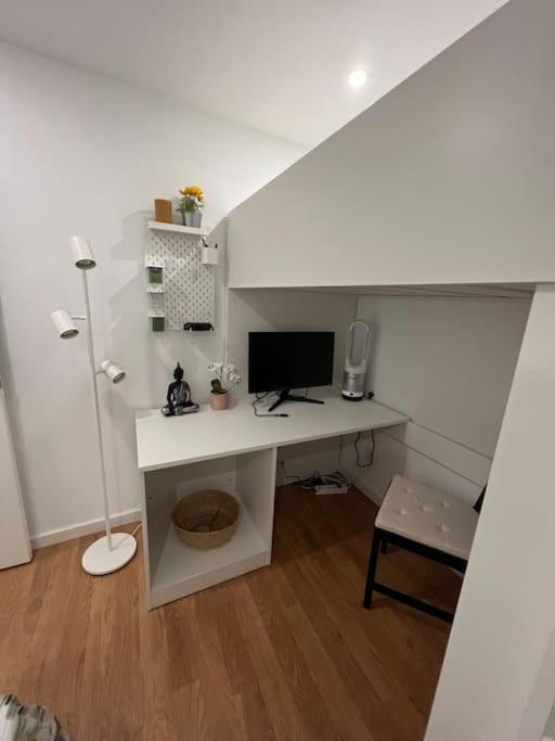 Luxury Artistic Digital Nomad Getaway W/ Terrace Διαμέρισμα Lisboa Εξωτερικό φωτογραφία